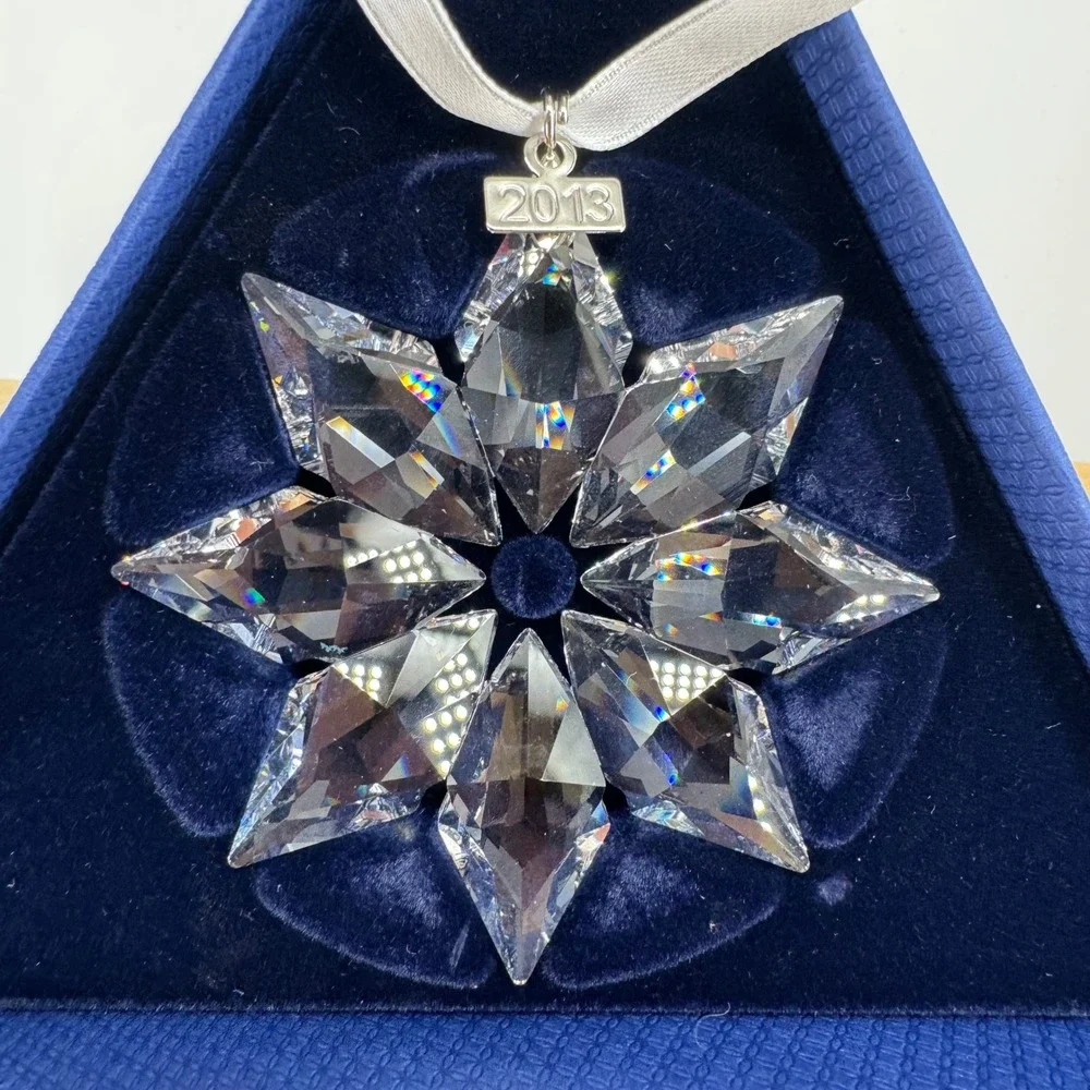 Swarovski 2013 Annual Edition Christmas Ornament Clear Crystal Star 5004486